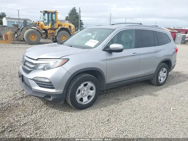 5FNYF6H69HB064516 2017 HONDA PILOT - Image 2