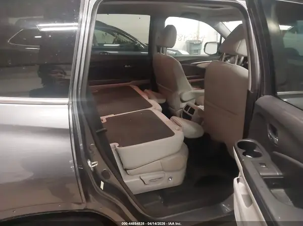 5FNYF6H6XGB119683 2016 HONDA PILOT - Image 8