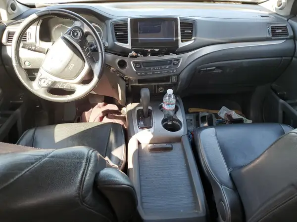5FNYF6H6XHB000291 2017 HONDA PILOT - Image 8