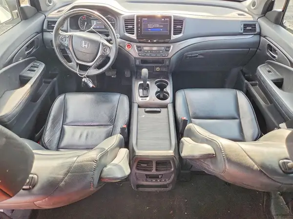 5FNYF6H6XHB030701 2017 HONDA PILOT - Image 8