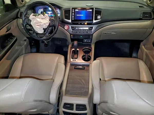 5FNYF6H6XHB074391 2017 HONDA PILOT - Image 8