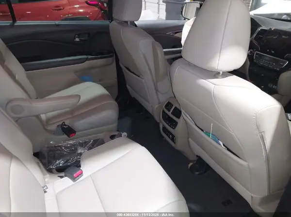 5FNYF6H6XKB049868 2019 HONDA PILOT - Image 8