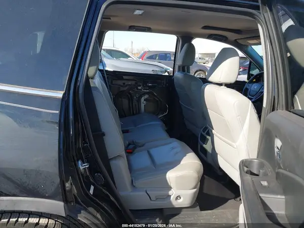 5FNYF6H70GB019682 2016 HONDA PILOT - Image 8