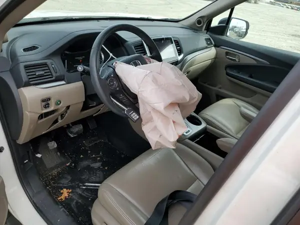 5FNYF6H70GB124190 2016 HONDA PILOT - Image 8