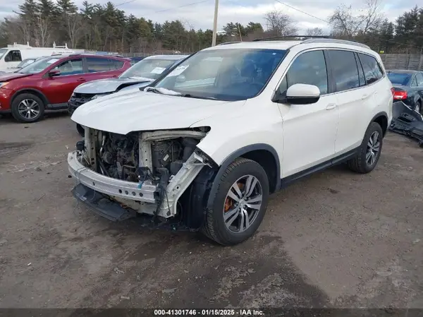 5FNYF6H70HB012720 2017 HONDA PILOT - Image 2