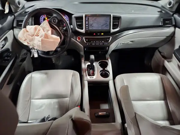 5FNYF6H70HB075414 2017 HONDA PILOT - Image 8