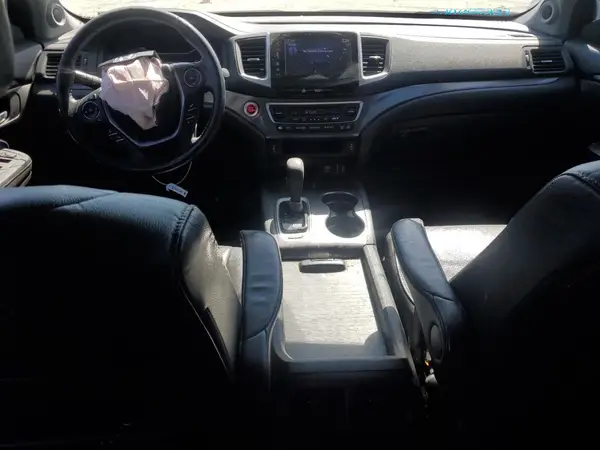 5FNYF6H70JB003988 2018 HONDA PILOT - Image 8