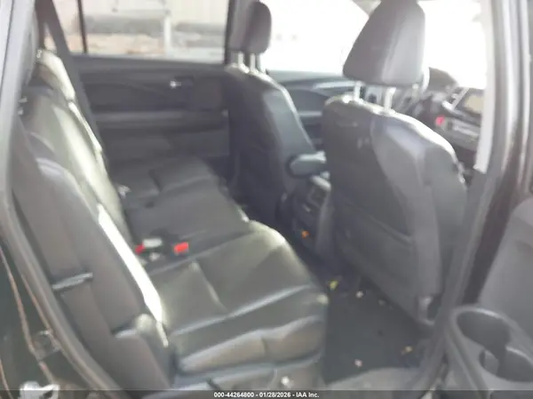 5FNYF6H71GB004723 2016 HONDA PILOT - Image 8