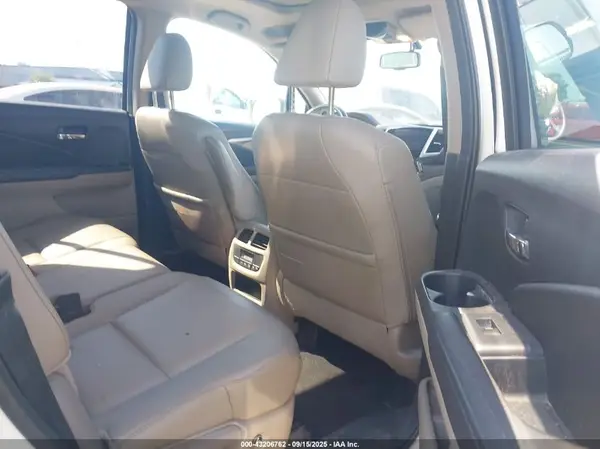 5FNYF6H71GB026124 2016 HONDA PILOT - Image 8