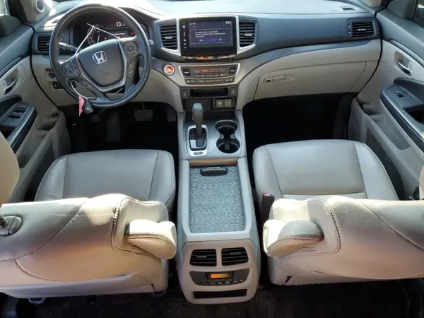 5FNYF6H71GB104045 2016 HONDA PILOT - Image 8