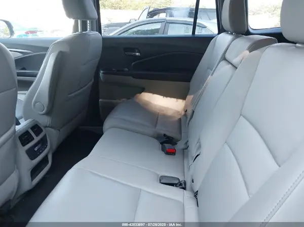 5FNYF6H71GB115515 2016 HONDA PILOT - Image 8