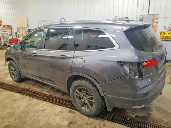 5FNYF6H71HB509307 2017 HONDA PILOT - Image 2