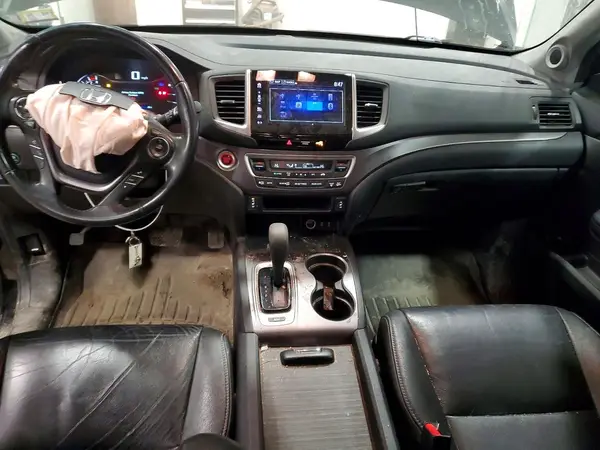 5FNYF6H71JB069188 2018 HONDA PILOT - Image 8