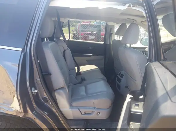 5FNYF6H72HB009558 2017 HONDA PILOT - Image 8