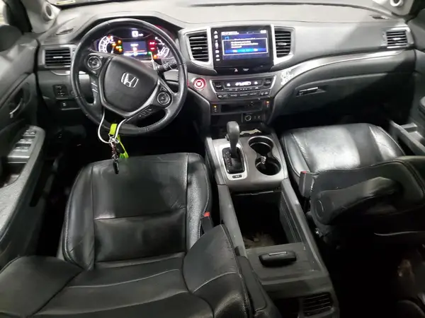 5FNYF6H72HB048375 2017 HONDA PILOT - Image 8