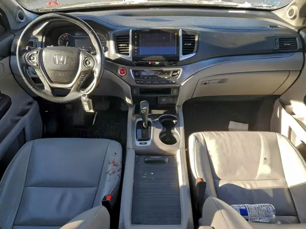 5FNYF6H72HB069775 2017 HONDA PILOT - Image 8