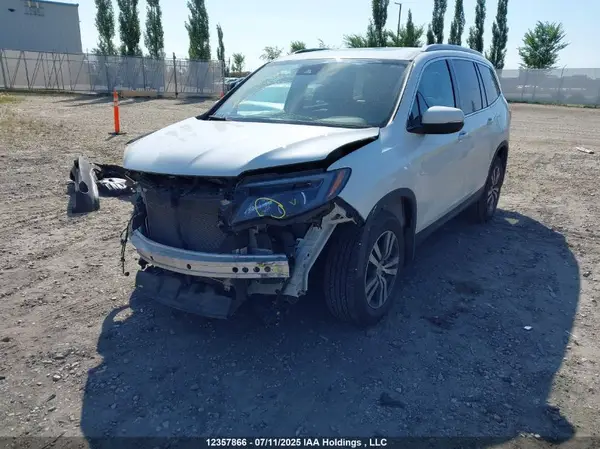 5FNYF6H72HB504813 2017 HONDA PILOT - Image 2