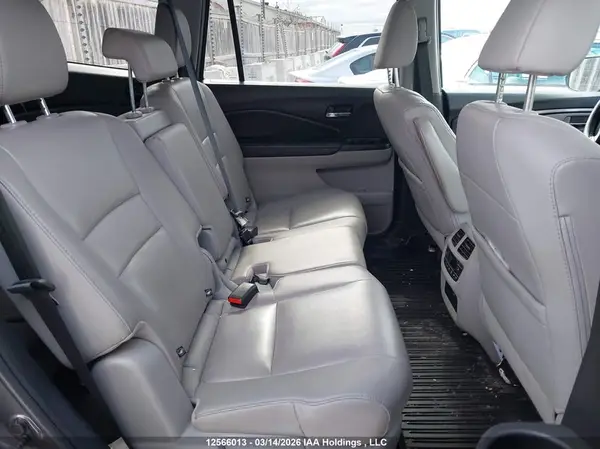 5FNYF6H72HB509610 2017 HONDA PILOT - Image 8
