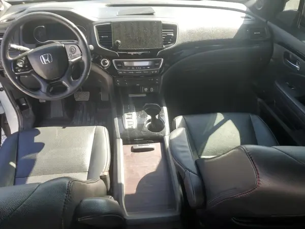 5FNYF6H72MB051643 2021 HONDA PILOT - Image 8