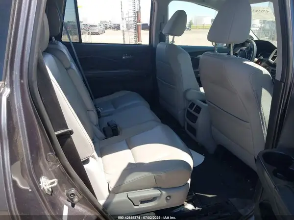5FNYF6H73GB056810 2016 HONDA PILOT - Image 8
