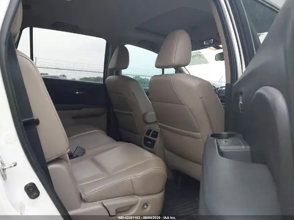 5FNYF6H73GB065202 2016 HONDA PILOT - Image 8