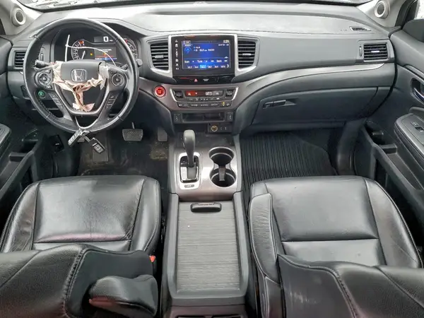 5FNYF6H73HB034288 2017 HONDA PILOT - Image 8