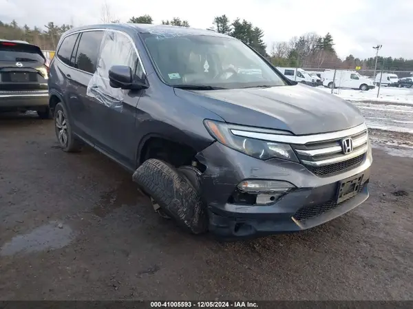 5FNYF6H73HB071373 2017 HONDA PILOT - Image 1