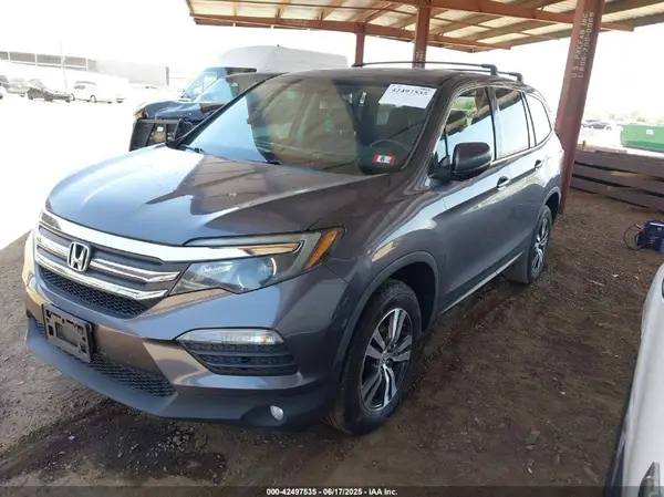 5FNYF6H73HB104405 2017 HONDA PILOT - Image 2