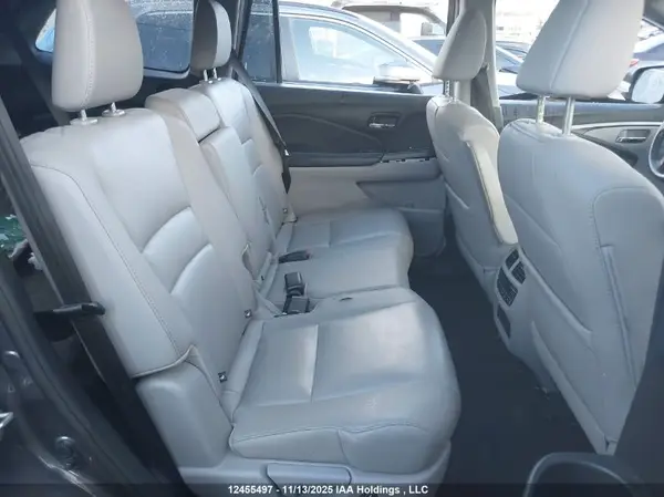 5FNYF6H73HB501774 2017 HONDA PILOT - Image 8