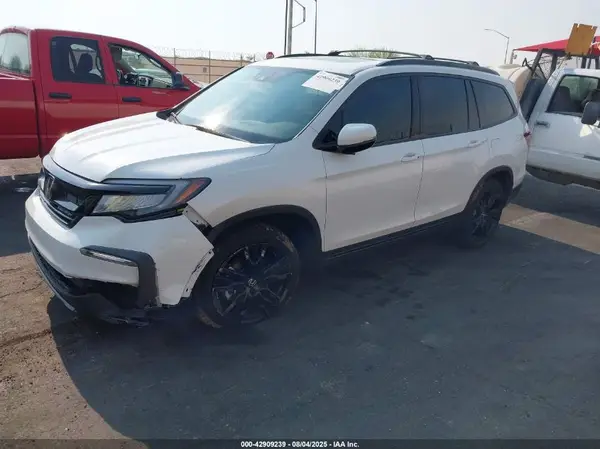 5FNYF6H73MB015816 2021 HONDA PILOT - Image 2