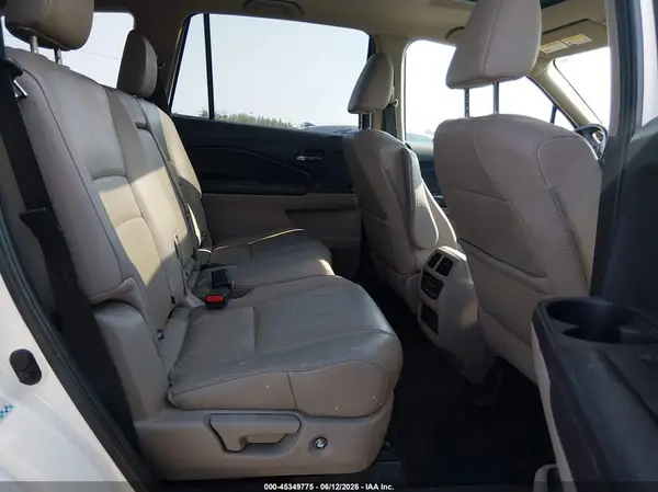 5FNYF6H74HB060771 2017 HONDA PILOT - Image 8
