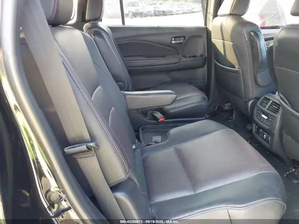 5FNYF6H74LB000823 2020 HONDA PILOT - Image 8