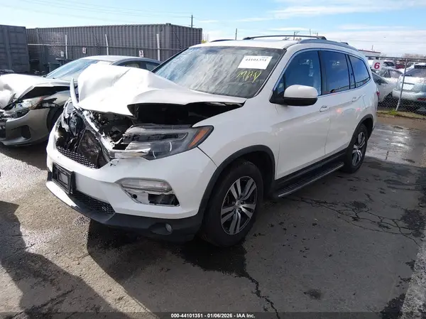 5FNYF6H75GB030449 2016 HONDA PILOT - Image 2