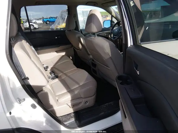 5FNYF6H75GB030449 2016 HONDA PILOT - Image 8