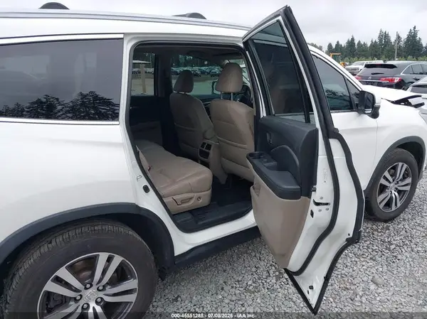 5FNYF6H75GB106736 2016 HONDA PILOT - Image 8