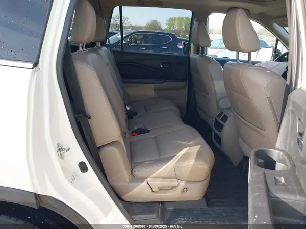 5FNYF6H75GB124170 2016 HONDA PILOT - Image 8