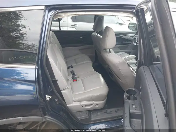 5FNYF6H75HB012003 2017 HONDA PILOT - Image 8