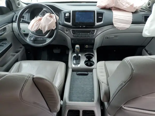 5FNYF6H75HB013524 2017 HONDA PILOT - Image 8