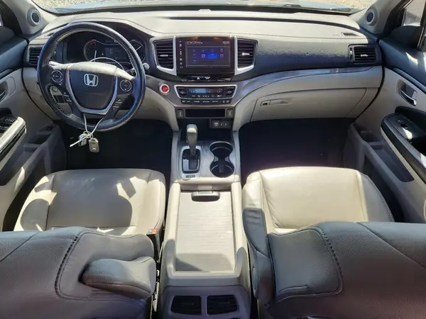 5FNYF6H75HB034194 2017 HONDA PILOT - Image 8