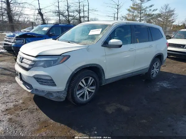 5FNYF6H75HB102641 2017 HONDA PILOT - Image 2