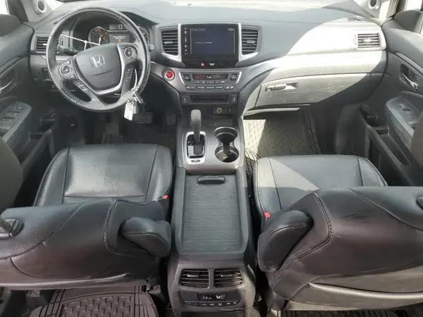 5FNYF6H75JB020141 2018 HONDA PILOT - Image 8