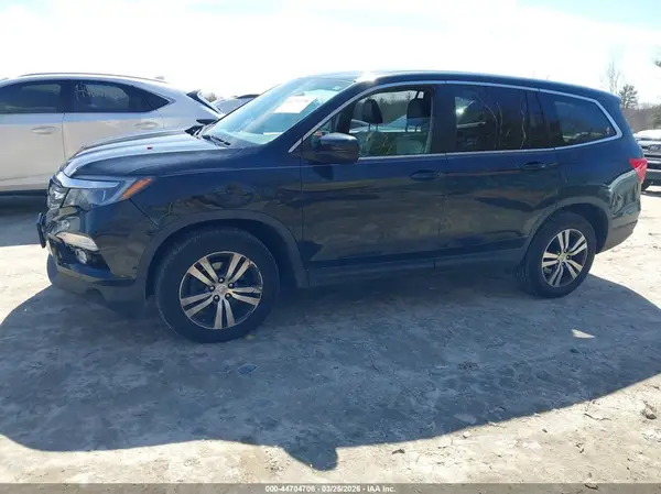 5FNYF6H75JB051020 2018 HONDA PILOT - Image 2