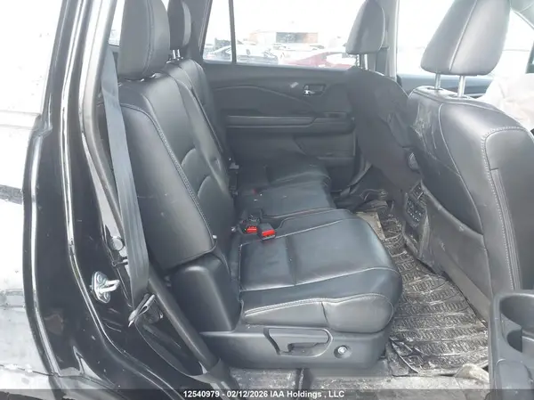 5FNYF6H75JB501264 2018 HONDA PILOT - Image 8