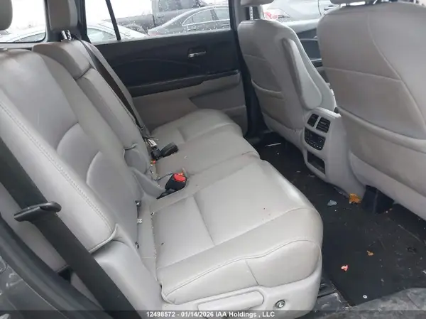 5FNYF6H75JB503712 2018 HONDA PILOT - Image 8