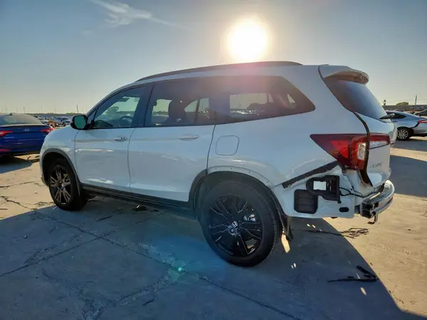 5FNYF6H75NB025281 2022 HONDA PILOT - Image 2