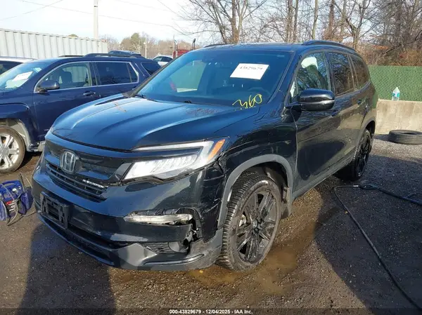 5FNYF6H75NB068907 2022 HONDA PILOT - Image 2