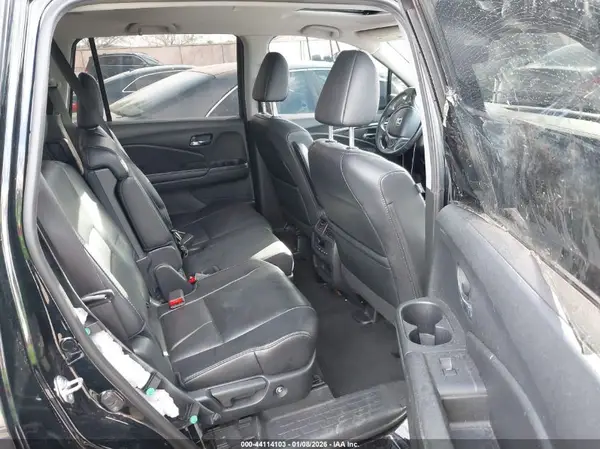 5FNYF6H76HB022619 2017 HONDA PILOT - Image 8
