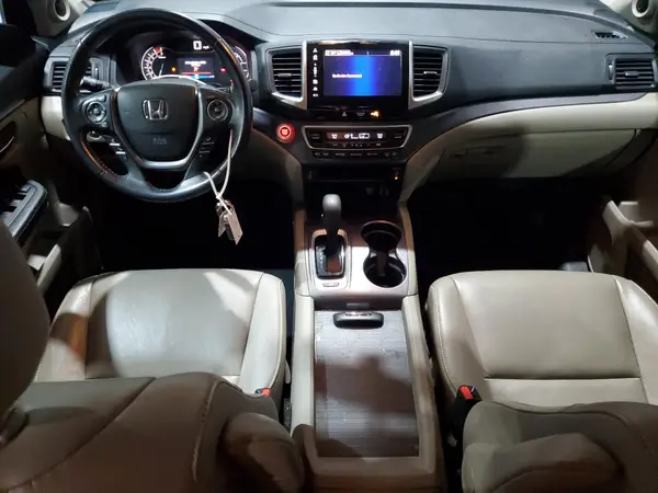 5FNYF6H76HB031126 2017 HONDA PILOT - Image 8