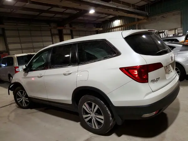 5FNYF6H76HB071433 2017 HONDA PILOT - Image 2