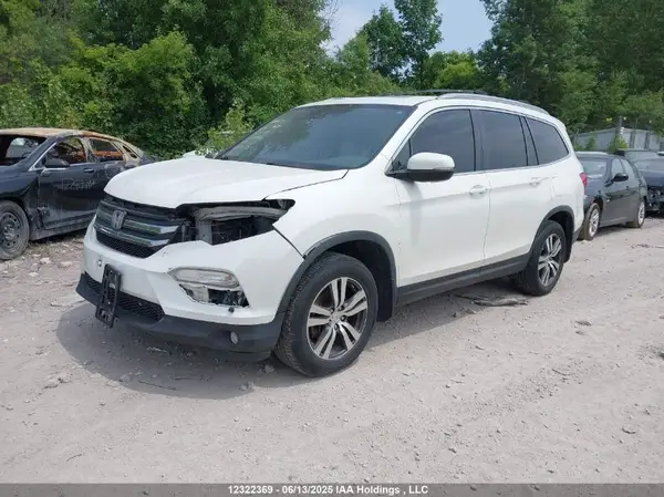 5FNYF6H76HB502644 2017 HONDA PILOT - Image 2